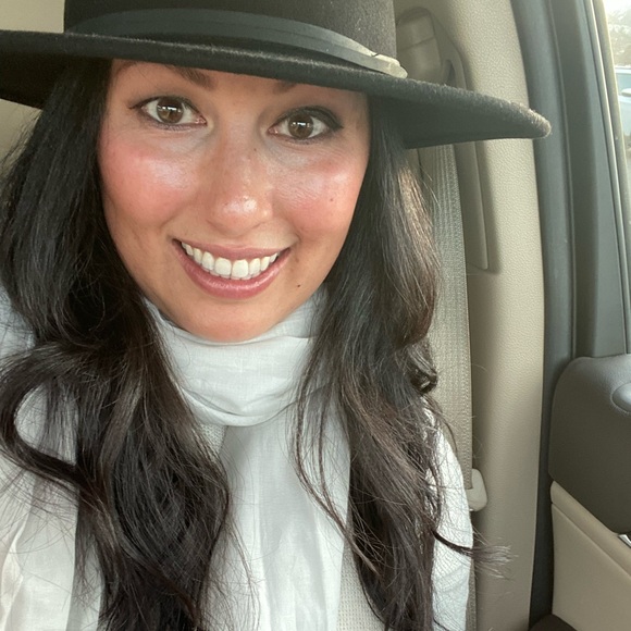 Meet your Posher, Pauline - Picture 4 of 7